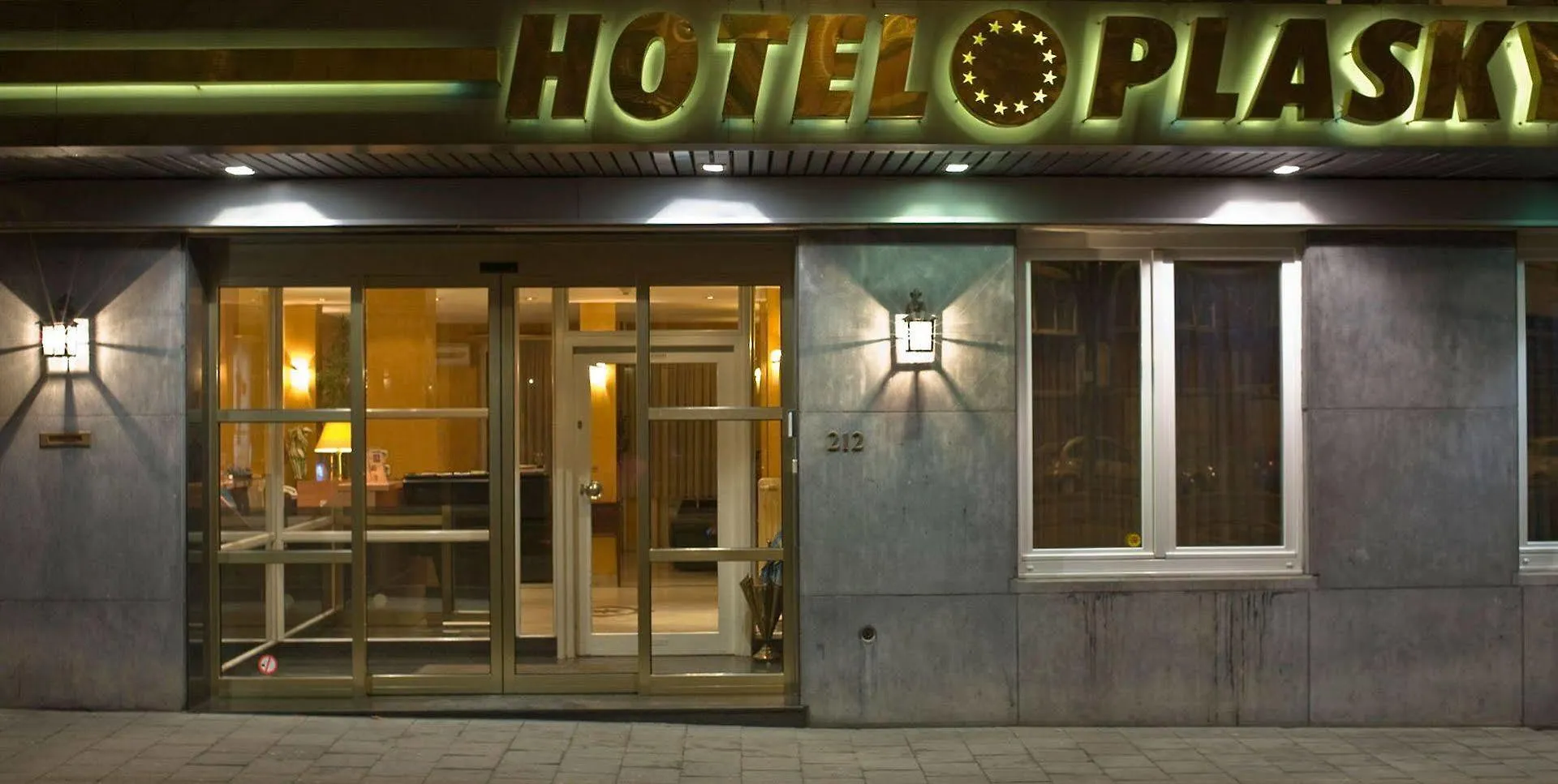 Hotel Plasky contacts