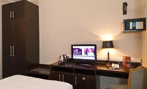 Hotel Plasky Schaerbeek